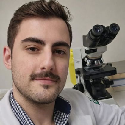 Dr. Lucas Romagnolli